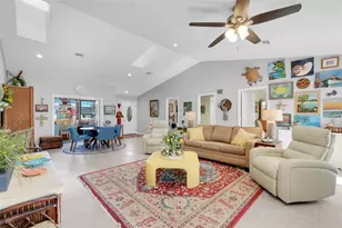 17 E Live Oak Ave, Yalaha, FL 34797 - Photo 11