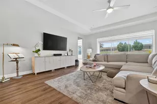 910 Zeek Ridge Ct, Clermont, FL 34715 - Photo 13