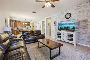 1127 Whitewater Bay Dr, Groveland, FL 34736 - Photo 17