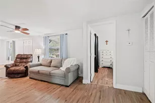 2432 NW 2nd St, Ocala, FL 34475 - Photo 9