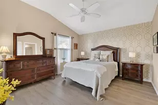 2448 Ravenwood Ln, The Villages, FL 32162 - Photo 17