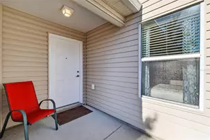 2448 Ravenwood Ln, The Villages, FL 32162 - Photo 3