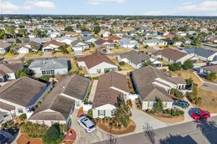 2448 Ravenwood Ln, The Villages, FL 32162 - Photo 35