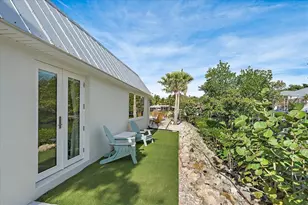 5155 Hidden Harbor Rd, Sarasota, FL 34242 - Photo 35