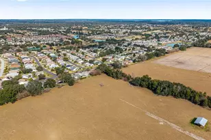 17457 SE 76th Flintlock Terrace, The Villages, FL 32162 - Photo 73