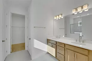 999 Fiesta Key Cir, Lady Lake, FL 32159 - Photo 15