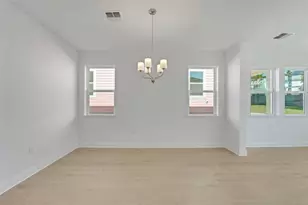 999 Fiesta Key Cir, Lady Lake, FL 32159 - Photo 23