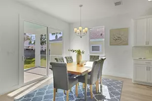 995 Fiesta Key Cir, Lady Lake, FL 32159 - Photo 23