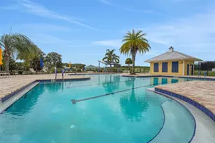 987 Fiesta Key Cir, Lady Lake, FL 32159 - Photo 5