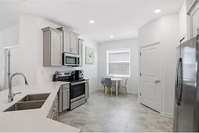 954 Laurel View Way, Groveland, FL 34736 - Photo 9