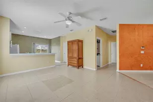 4718 Waterside Pointe Cir, Orlando, FL 32829 - Photo 7