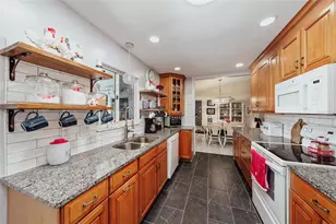 10845 SE 178th St, Summerfield, FL 34491 - Photo 9