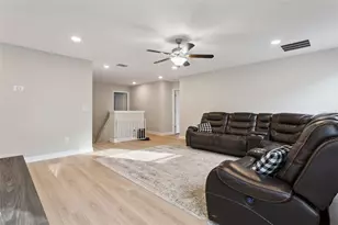 8816 Shady Pavillion Ct, Land O Lakes, FL 34637 - Photo 19