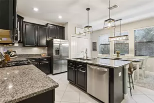 8816 Shady Pavillion Ct, Land O Lakes, FL 34637 - Photo 7