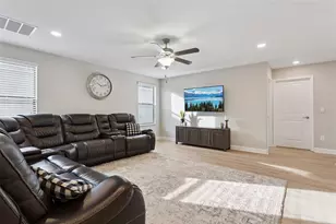 8816 Shady Pavillion Ct, Land O Lakes, FL 34637 - Photo 19