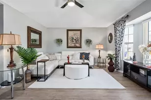 1969 Golden Palm Cir, Tavares, FL 32778 - Photo 13