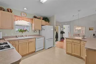 1319 Carvello Dr, The Villages, FL 32162 - Photo 15