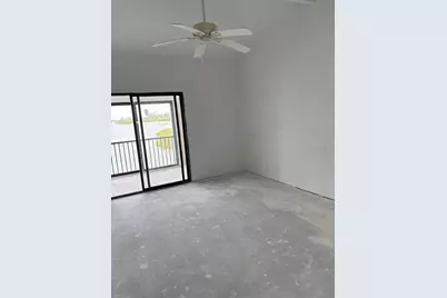 1511 Pelican Point Drive #280, Sarasota, FL 34231 - Photo 13