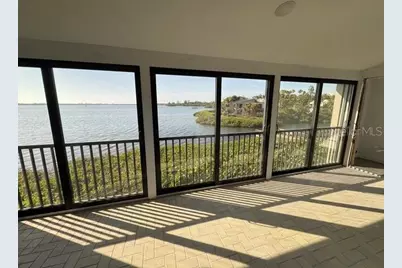 1511 Pelican Point Drive #280, Sarasota, FL 34231 - Photo 11