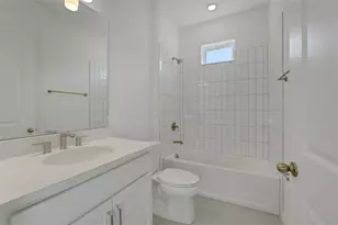 994 Fiesta Key Cir, Lady Lake, FL 32159 - Photo 25