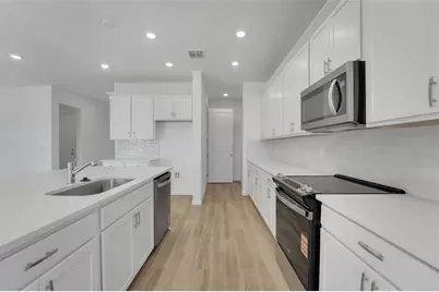 1006 Fiesta Key Circle, Lady Lake, FL 32159 - Photo 13