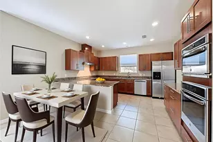 330 Alcove Dr, Groveland, FL 34736 - Photo 7