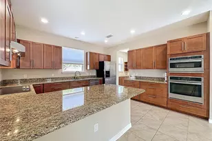 330 Alcove Dr, Groveland, FL 34736 - Photo 11