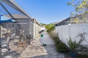 2266 Montbrook Pl, The Villages, FL 32162 - Photo 27