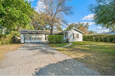 509 S Oakwood Avenue, Brandon, FL 33511 - Photo 1
