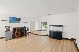 509 S Oakwood Ave, Brandon, FL 33511 - Photo 7