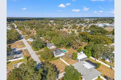 509 S Oakwood Avenue, Brandon, FL 33511 - Photo 29