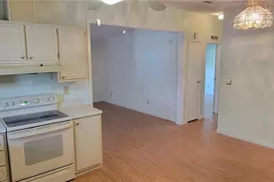 1635 Pinehurst Dr, The Villages, FL 32159 - Photo 17