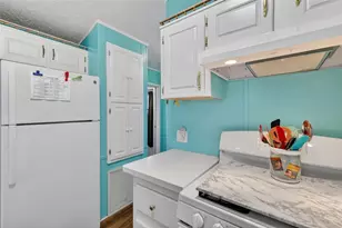 38237 Oriole Way, Leesburg, FL 34788 - Photo 13