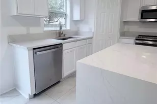 1637 Myrtle Lake Ave, Fruitland Park, FL 34731 - Photo 13