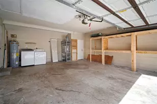 810 Black Knight Dr, Valrico, FL 33594 - Photo 41