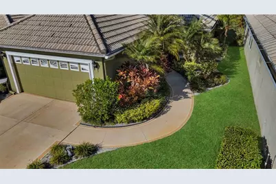 9008 Heathland Court, Mount Dora, FL 32757 - Photo 3