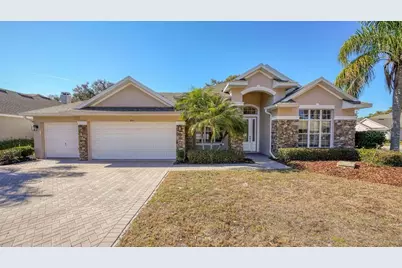 201 W Blue Water Edge Drive, Eustis, FL 32736 - Photo 1