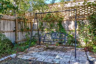 1245 N Pineapple Ln, Eustis, FL 32726 - Photo 31