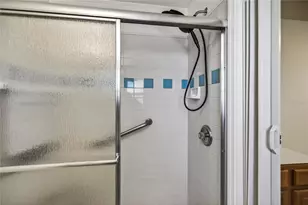 1245 N Pineapple Ln, Eustis, FL 32726 - Photo 21