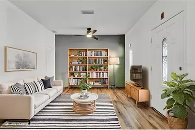 520 Dora Avenue, Tavares, FL 32778 - Photo 3