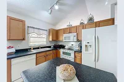 25251 Cranes Roost, Leesburg, FL 34748 - Photo 15