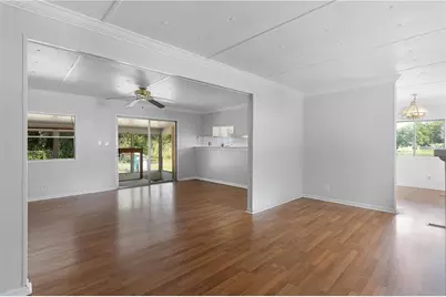 302 Ivanhoe Circle, Lady Lake, FL 32159 - Photo 5