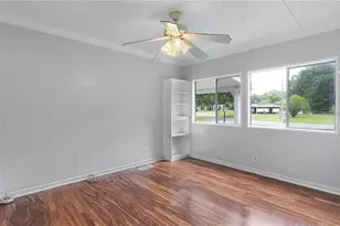 302 Ivanhoe Cir, Lady Lake, FL 32159 - Photo 19