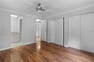 302 Ivanhoe Cir, Lady Lake, FL 32159 - Photo 23