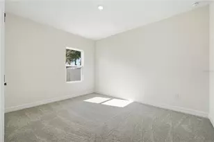 1211 Stratton Ave, Groveland, FL 34736 - Photo 17