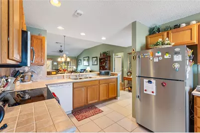 17443 SE 74th Raes Hall Avenue, The Villages, FL 32162 - Photo 9