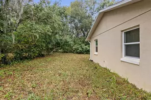 690 E Jackson Ave, Mount Dora, FL 32757 - Photo 23