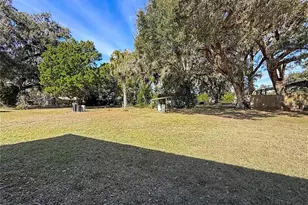 1314 SW 68th Ave, Bushnell, FL 33513 - Photo 9