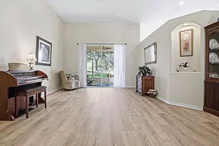 24239 Belle Mede Dr, Leesburg, FL 34748 - Photo 5