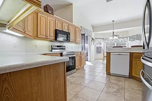 24239 Belle Mede Dr, Leesburg, FL 34748 - Photo 27